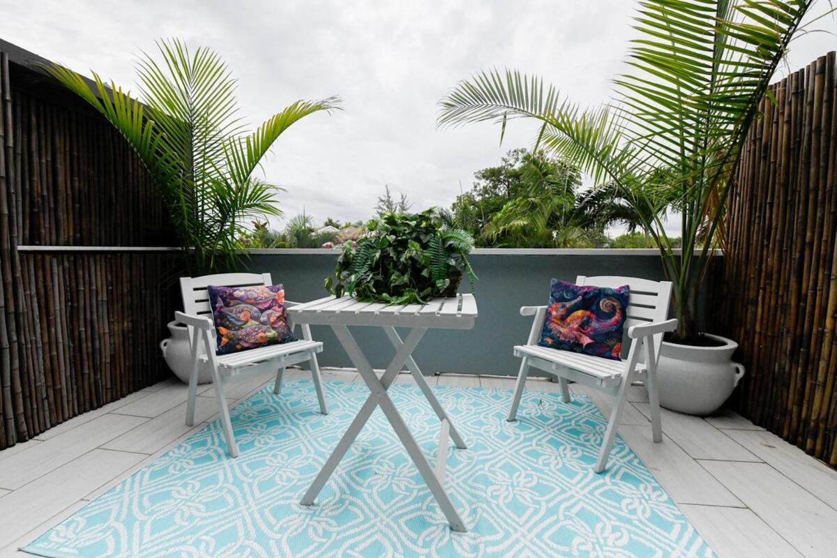 Artistic Retreat, King Suite With Private Balcony! Delray Beach Exterior foto